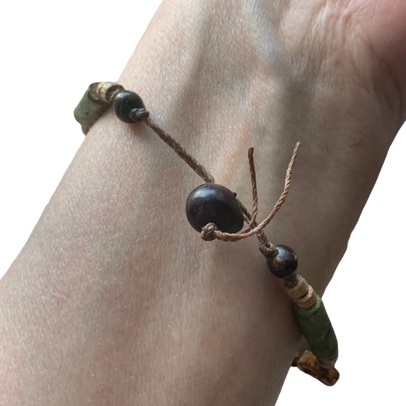 Green Earth Natural Wooden Beaded Unisex Bracelet Mens Bracelet Woman’s Jewelry - Picture 6 of 6